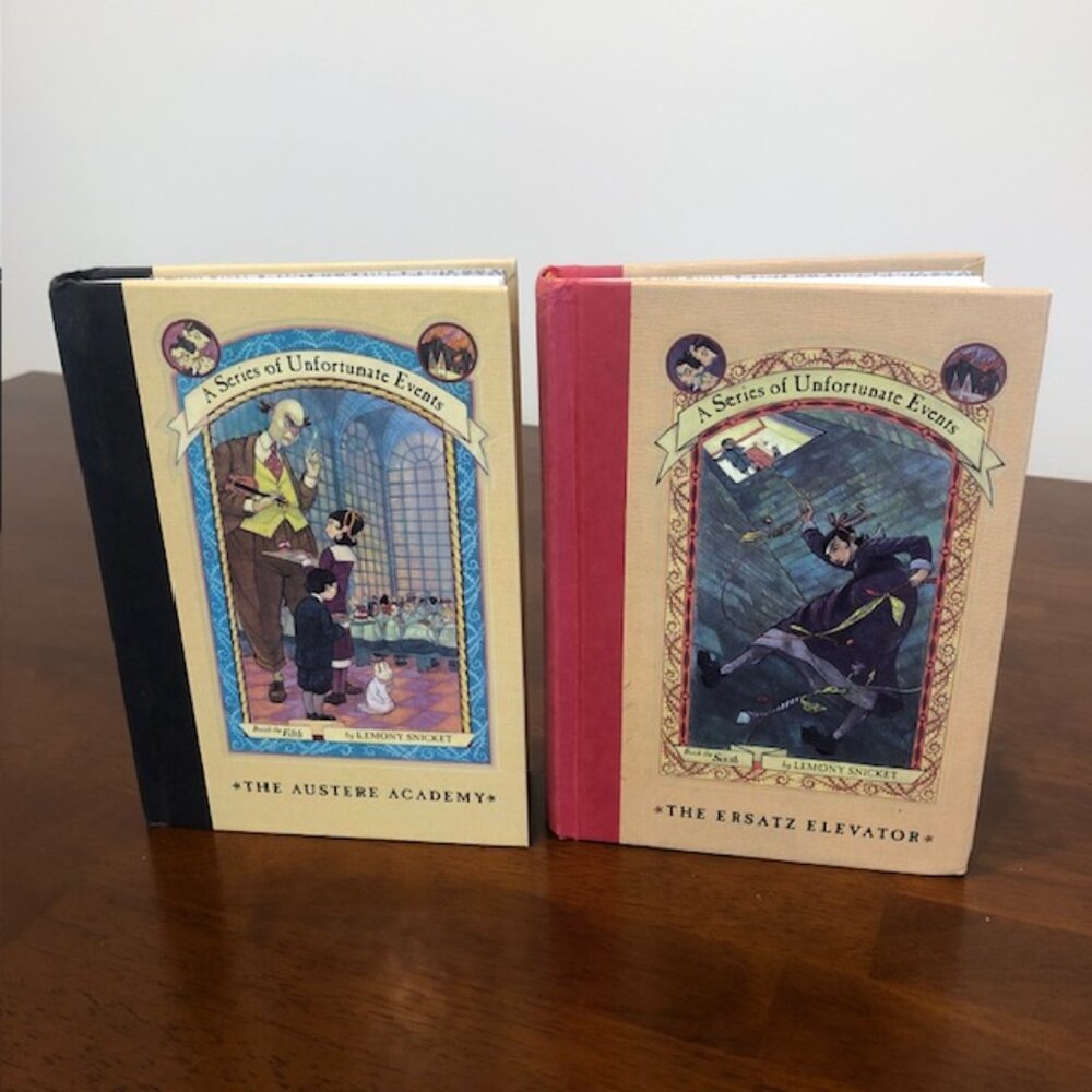 A Series Of Unfortunate Events Vintage Books Bundle of Two.